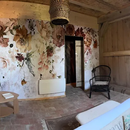 Le Cedre Bleu - Bed & Breakfast *